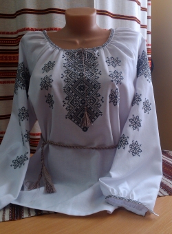 Машинна вишивка - блузка хрестик домоткане полотно сіра