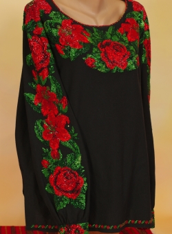 Ручна вишивка - блузка красные лилии